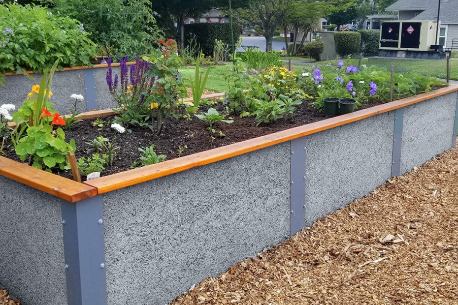 Nouveau panneau gris fumé pour lit de jardin surélevé durable GreenBed