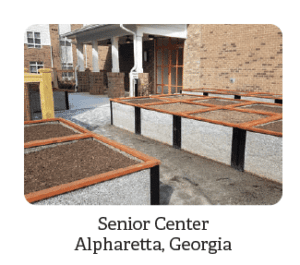 Lits de jardin du centre pour personnes âgées